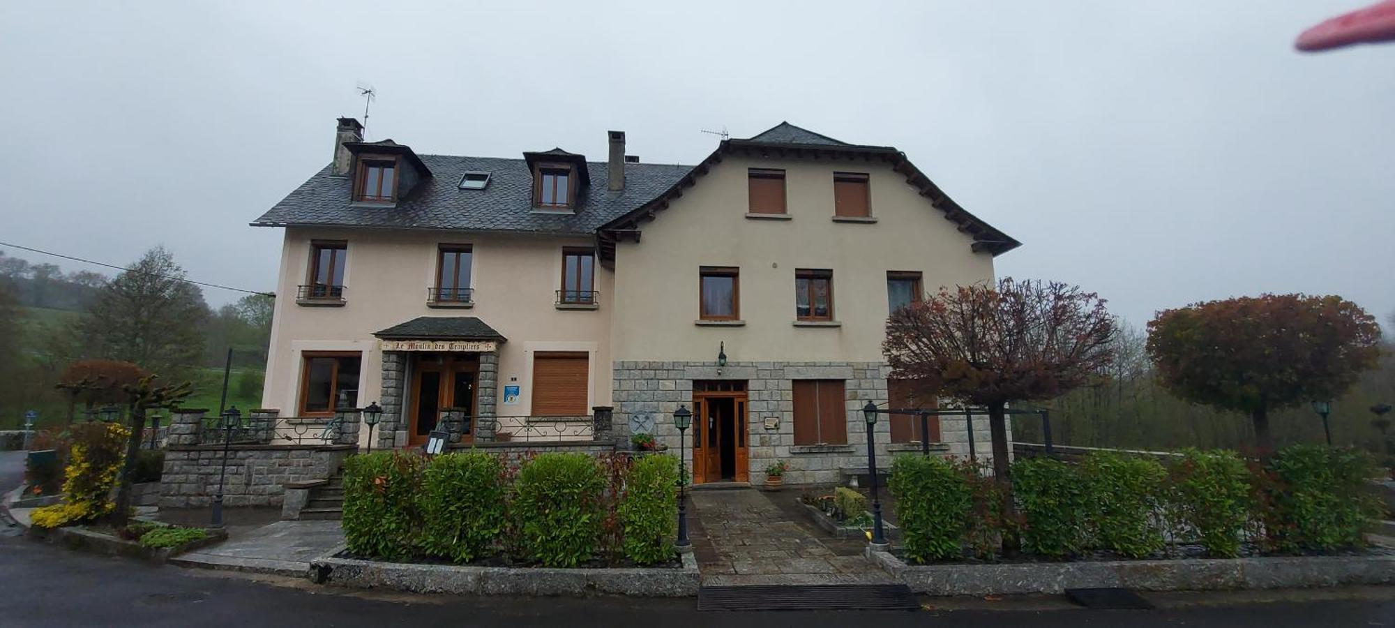 Chambre Au Moulin Des Templiers Chaudes-Aigues Εξωτερικό φωτογραφία